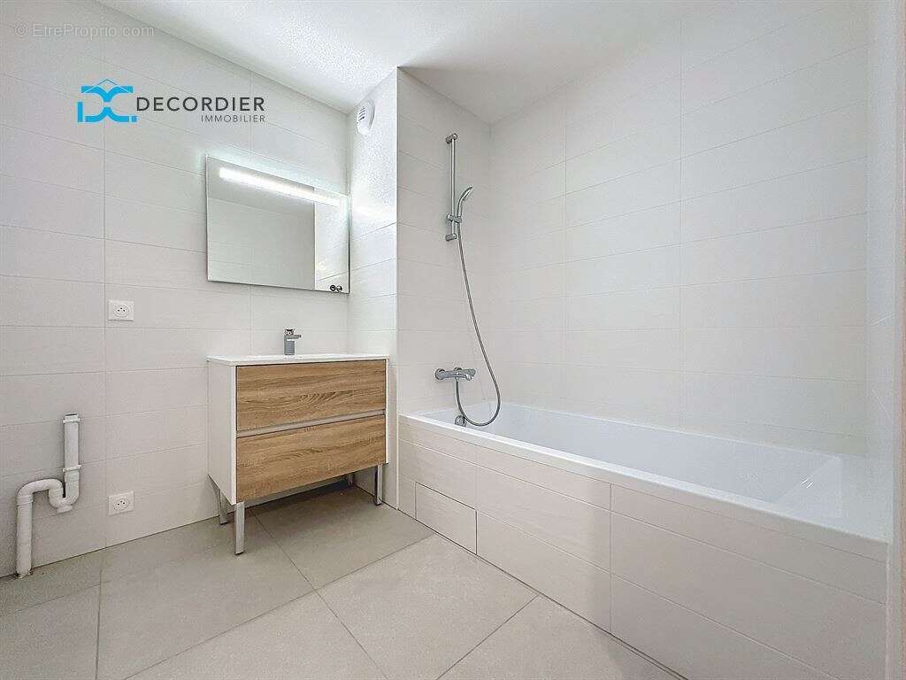 Appartement à EVIAN-LES-BAINS
