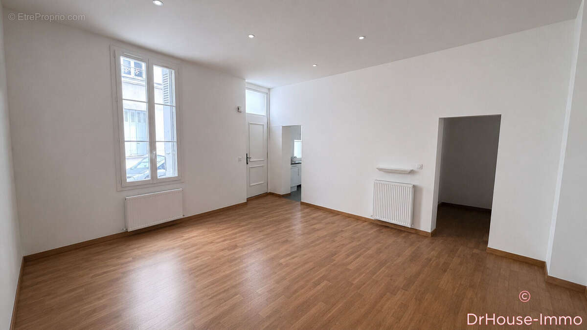 Appartement 44 m² à Tours  - photo 14