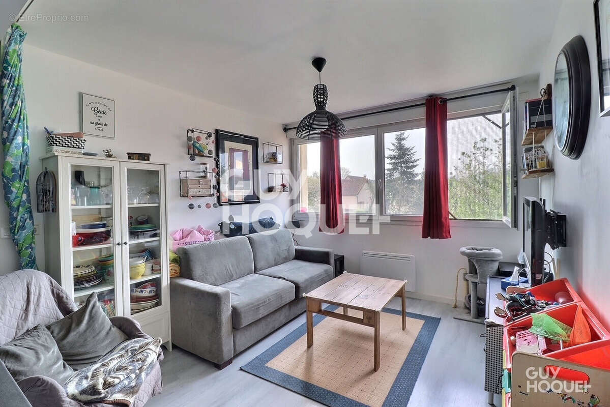 Appartement à SAINT-MICHEL-SUR-ORGE