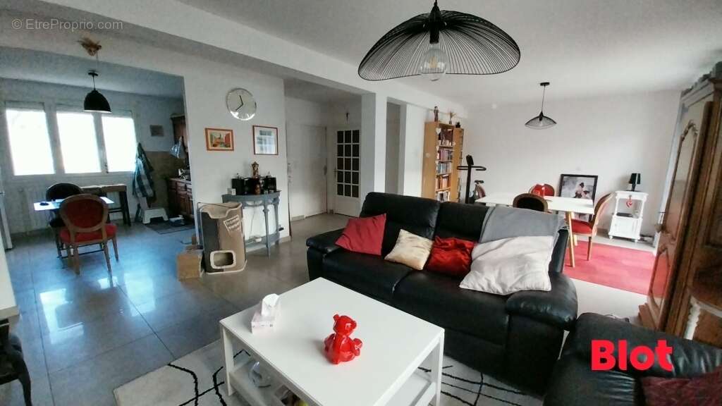 Maison à SAINT-GREGOIRE