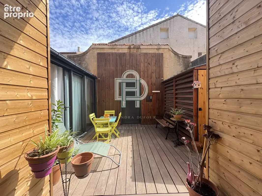 Maison à OUVEILLAN