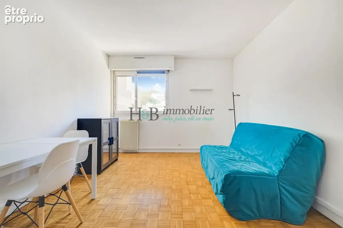 Studio en parfait état, lumineux avec vue dégagée, sans vis-à-vis - photo 6