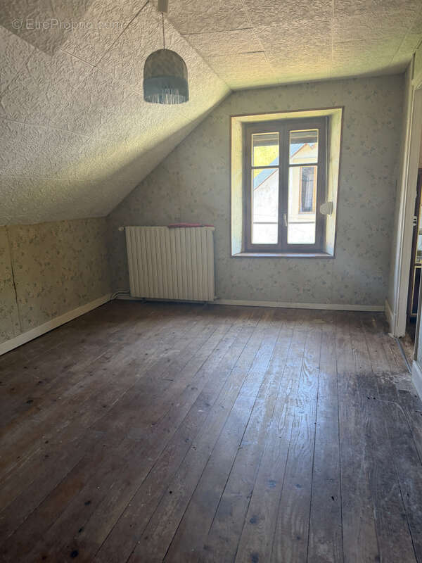 Maison à BELONCHAMP