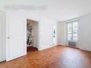 Appartement à PARIS-7E