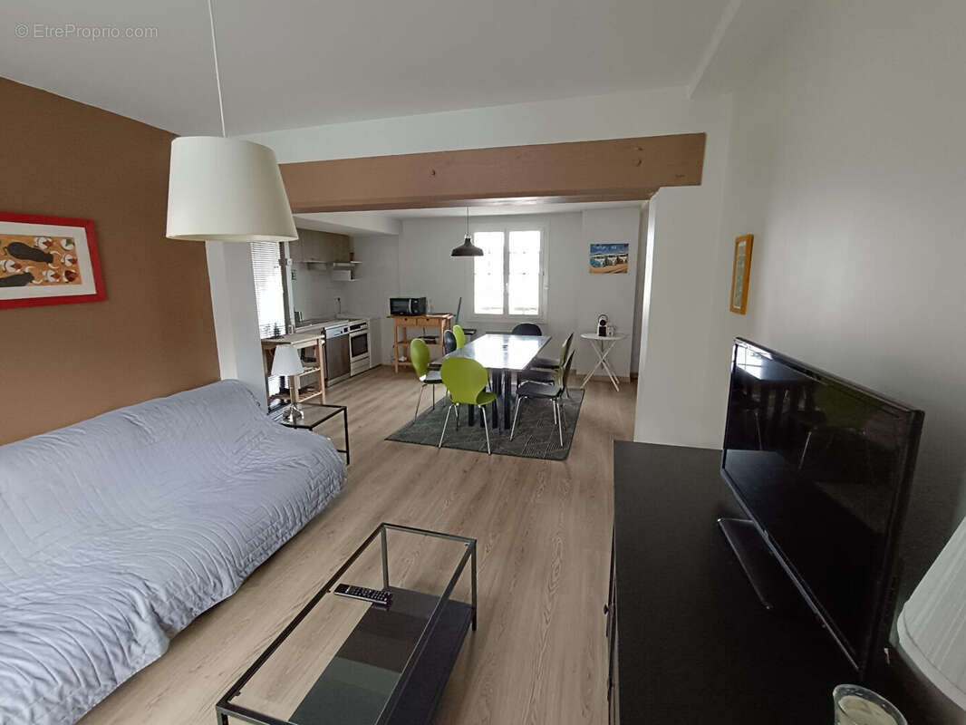 Appartement à CIBOURE