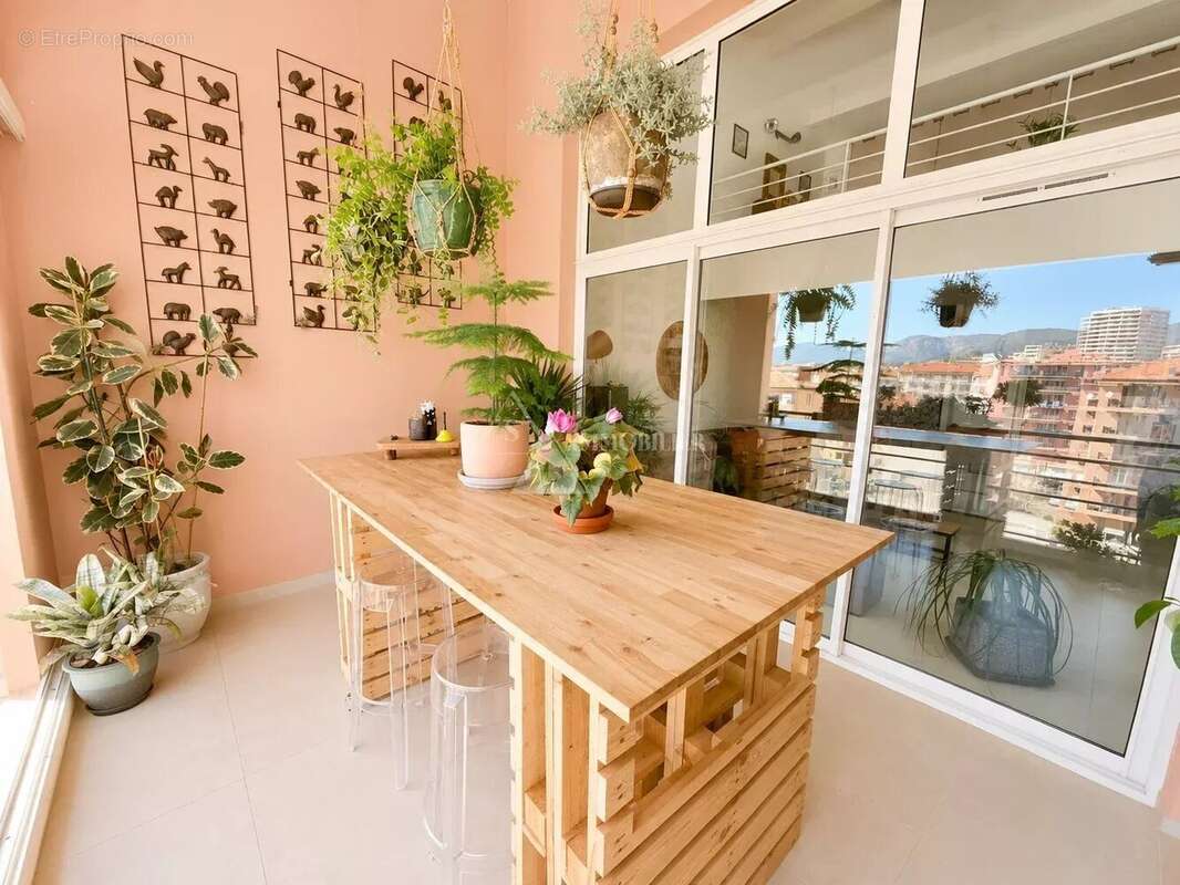 Superbe T3 duplex de standing – Dernier étage avec loggia et garage - photo 4