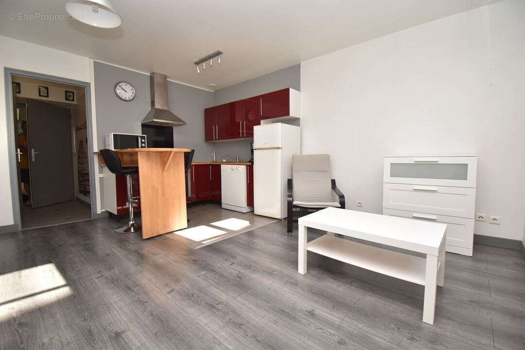 Appartement 29 m² à Cambrai  - photo 3