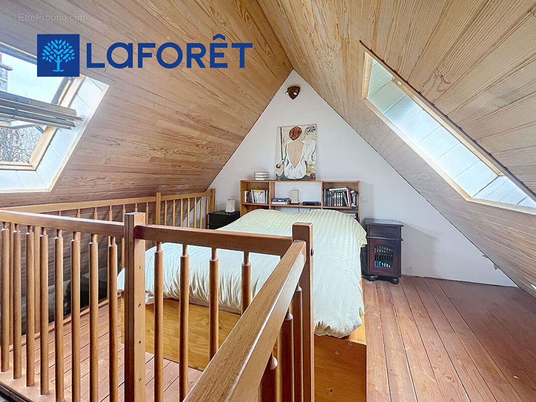 A VENDRE- Maison Malguénac 5 pièce(s) 360 m2 - photo 11