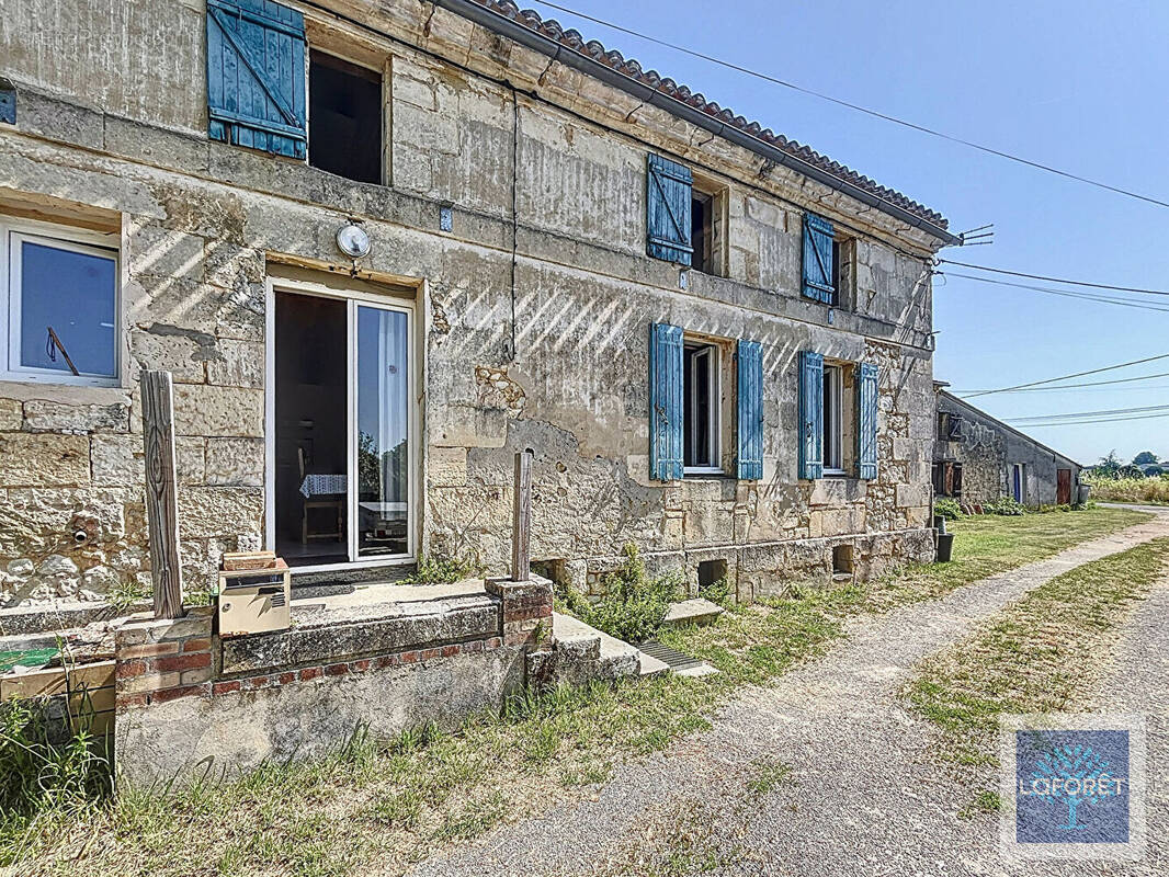Maison à BLAYE