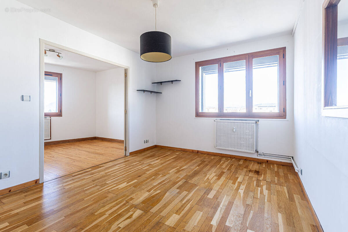 Photo Appartement à Annecy au prix de 283 500€