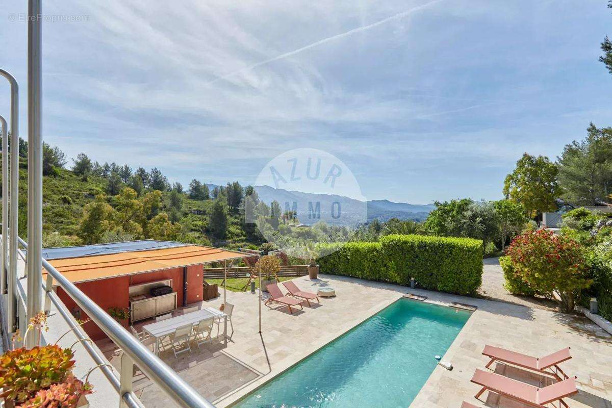 Maison à ROQUEVAIRE