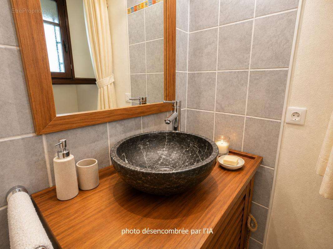 Maison 165 m² à La Vernarede  - photo 13