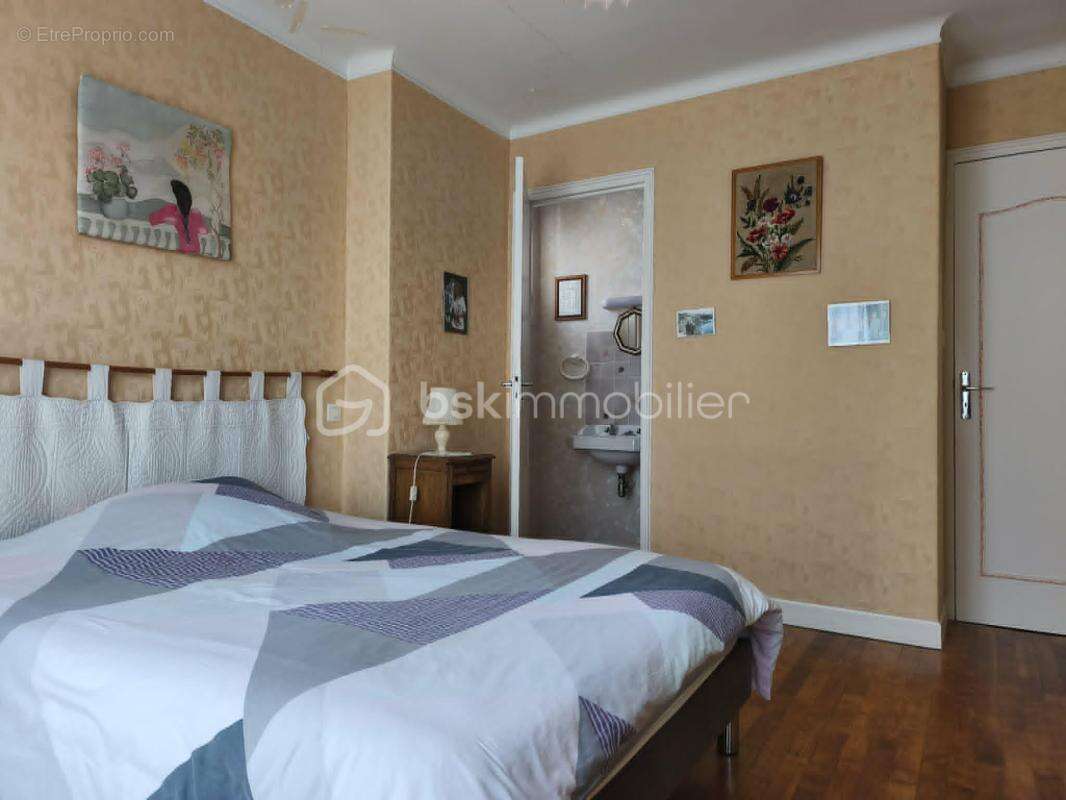Maison de ville 100 m2 - calme et commodités à pied - photo 11