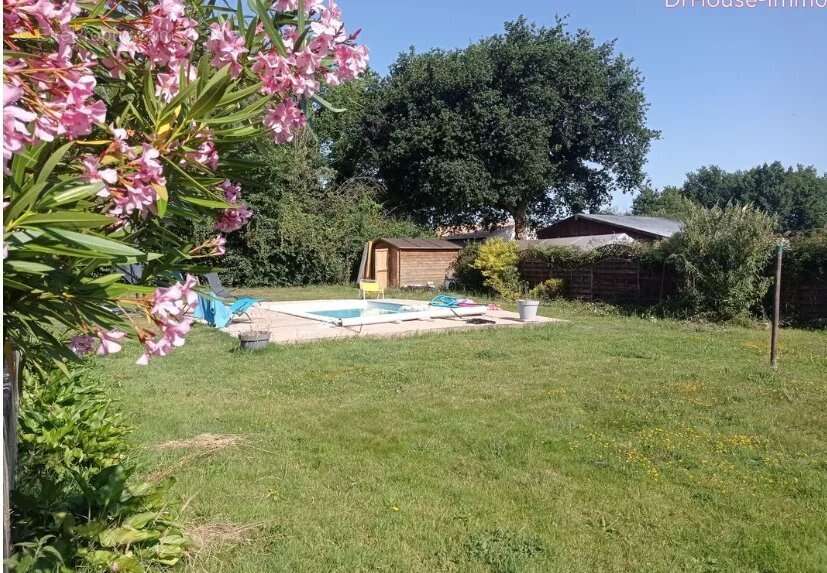 Maison à SAINT-MAIXENT-SUR-VIE