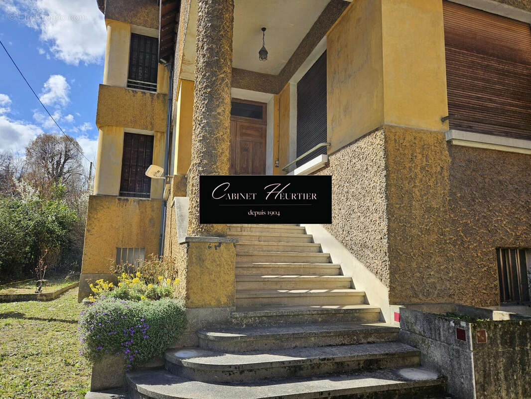 Appartement à VOIRON