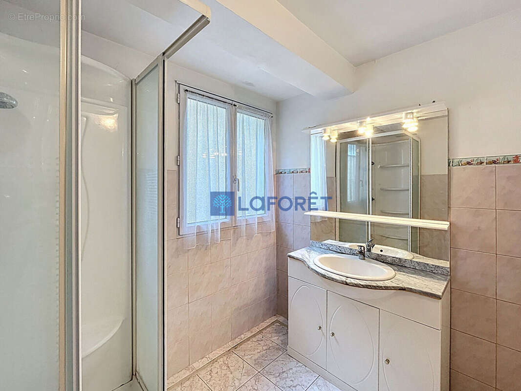 Maison à SAVIGNY-SUR-ORGE