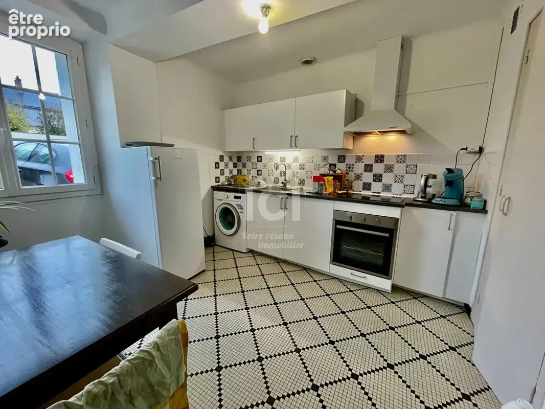 Longere - 77m² - 3 chambres - bourg- locataire en place - photo 5