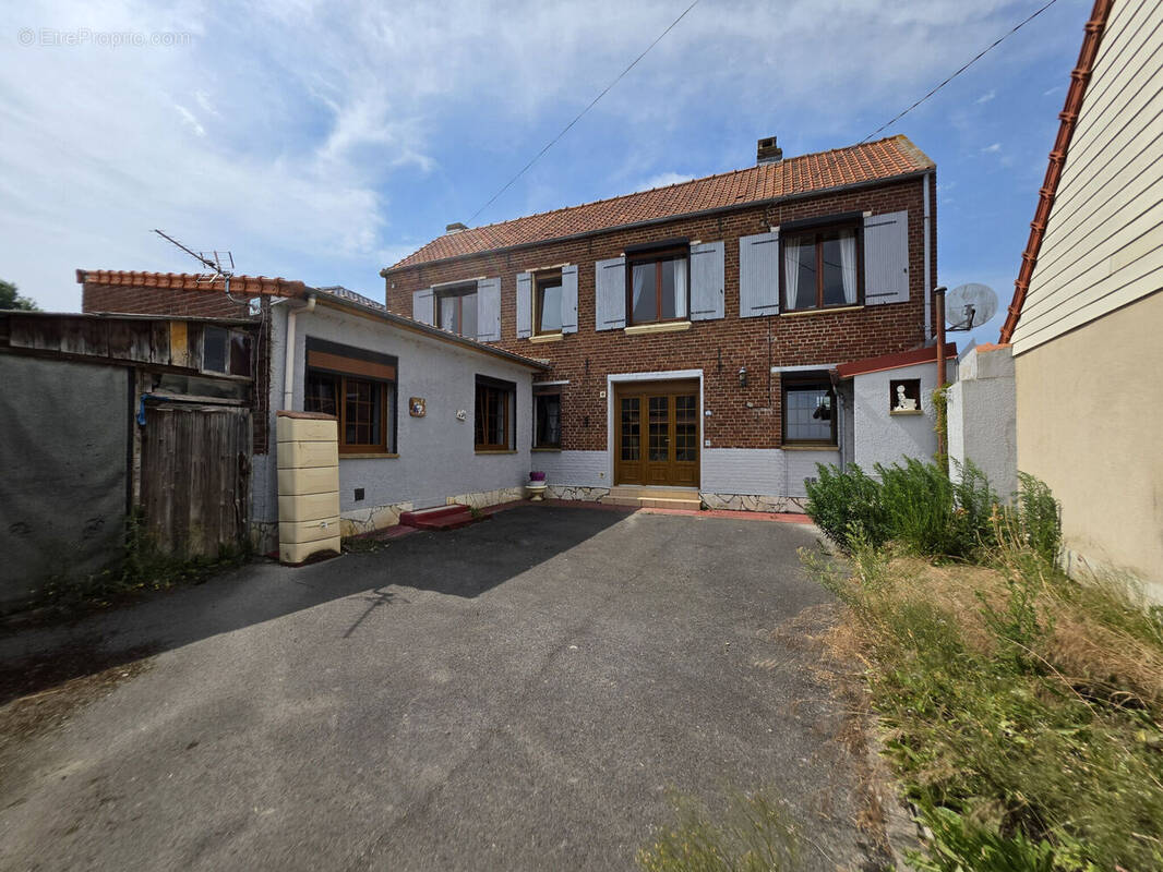Photo 1 - Maison à SAINT-HILAIRE-COTTES