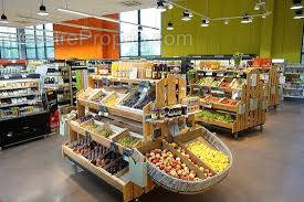 Commerce à MONTEREAU-FAULT-YONNE