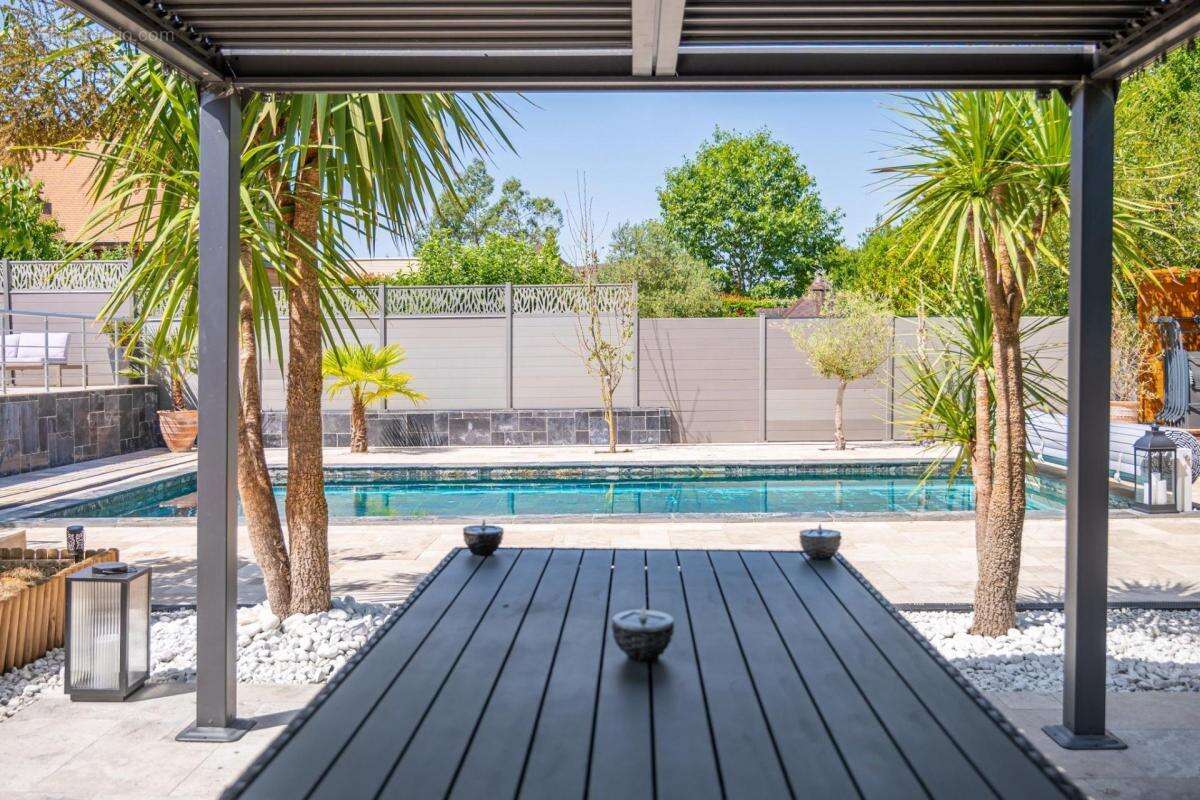 Maison à SAINT-SATURNIN