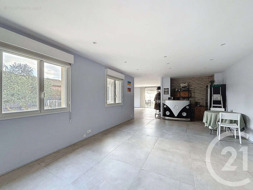 Maison à VILLEVEYRAC