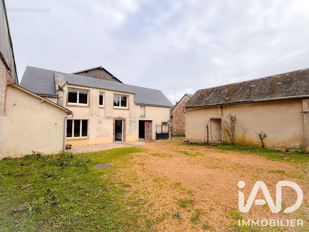 Photo 1 - Maison à EPERNON