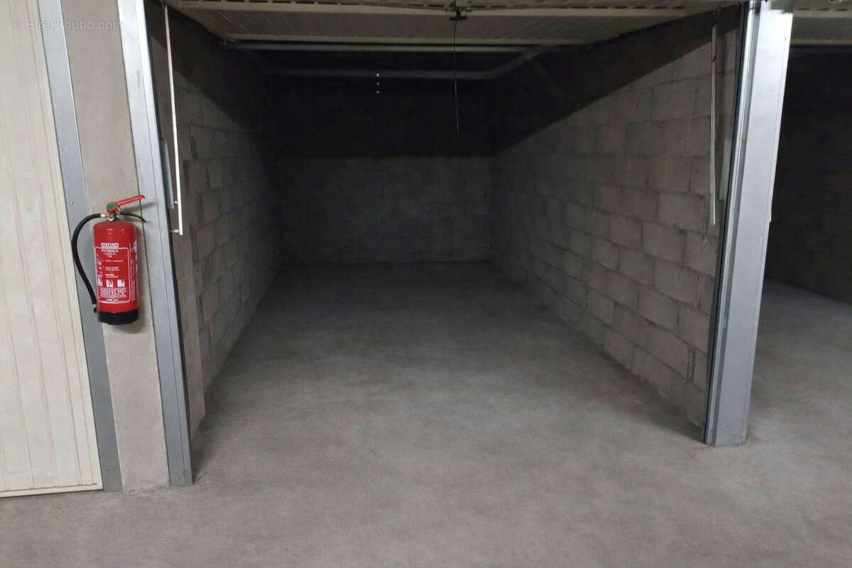 Autre à VILLEURBANNE