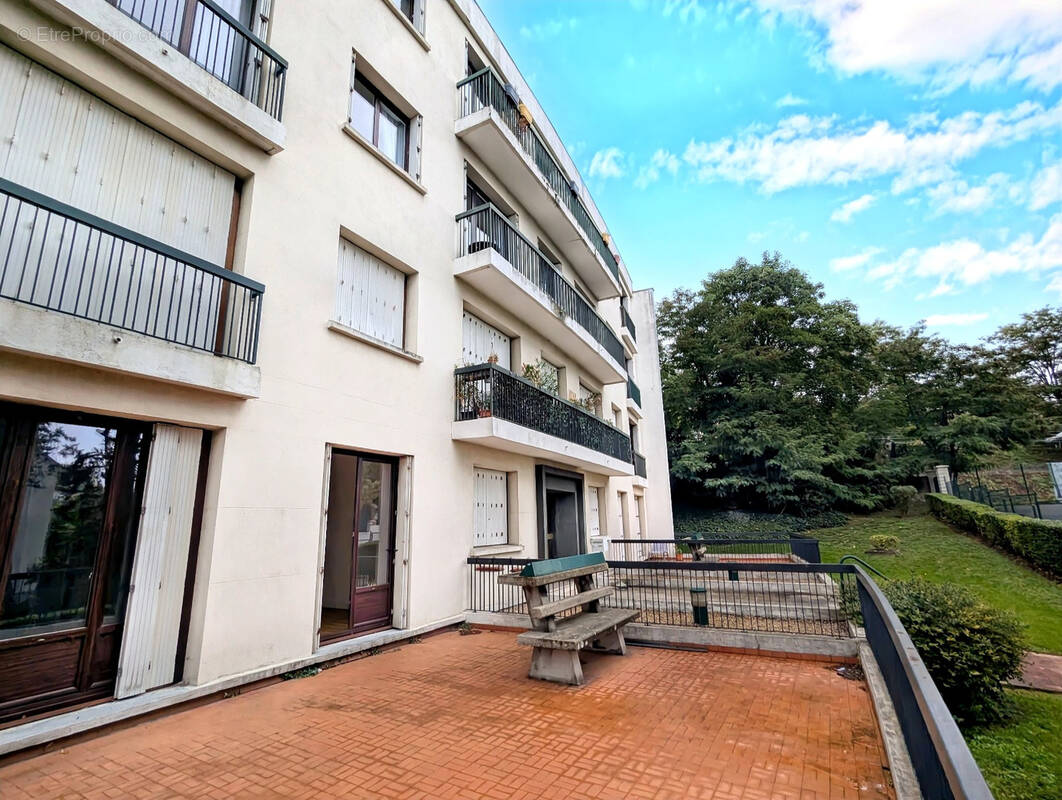 Appartement à FONTENAY-AUX-ROSES