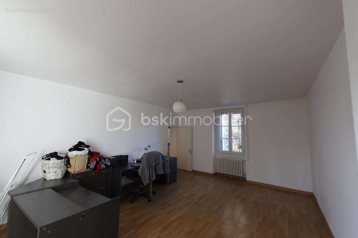 Grande Maison avec jardin de 5049 m² - photo 9