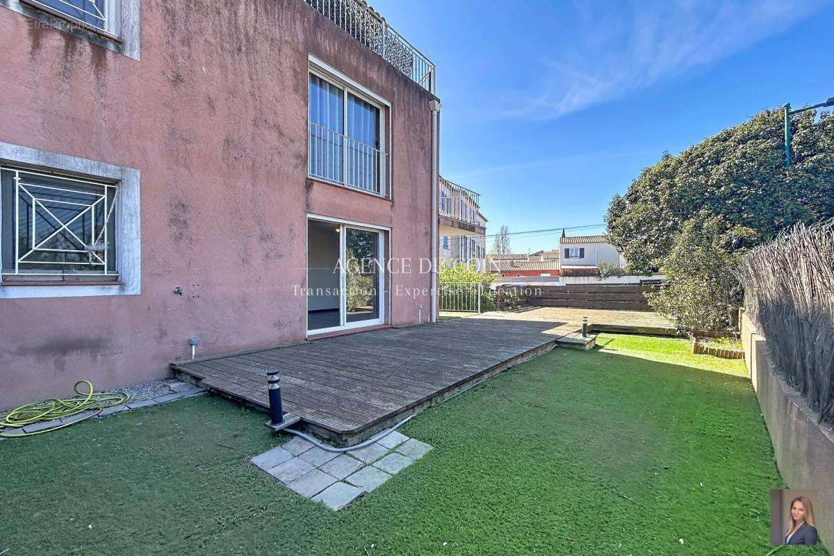 Appartement à LE MUY