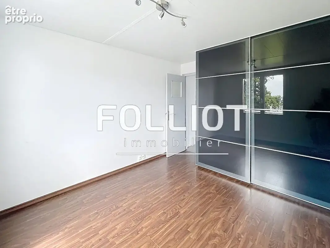 Appartement Fougeres 3 pièce(s) 72.45 m2 - photo 4