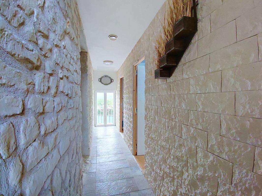 Maison de village - photo 11