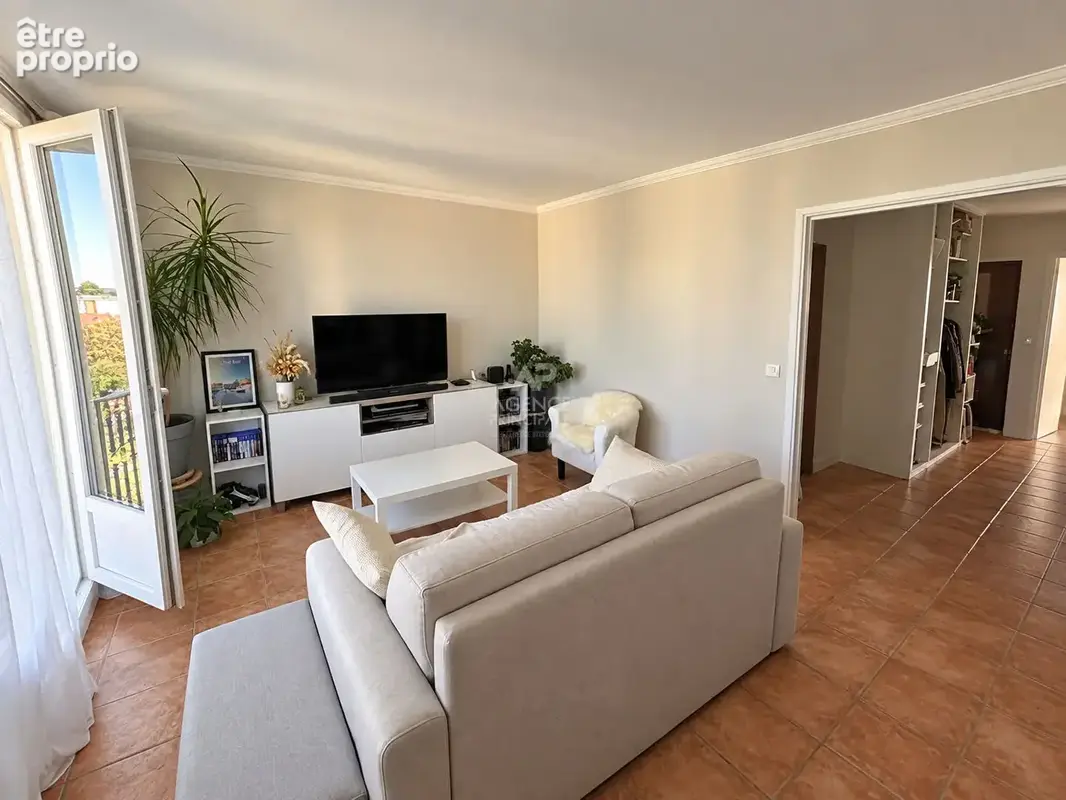Appartement Poissy 3 pièce(s) 63 m2 - photo 2