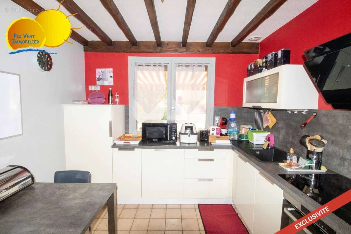 Maison avec chambres de plain-pied et jardin arboré - photo 6