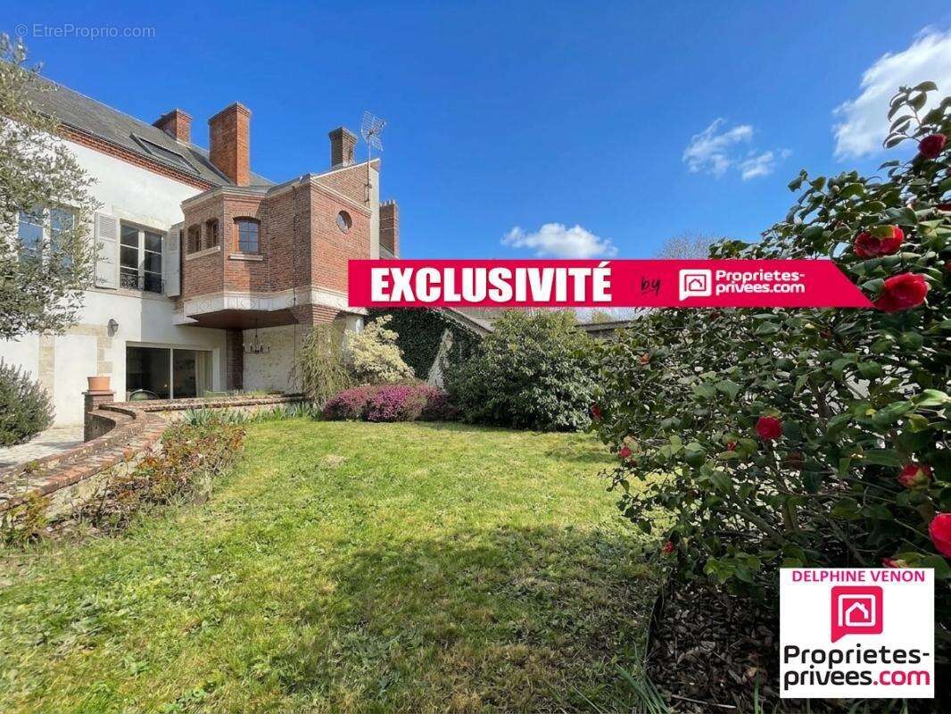 Exclusivité - Maison bourgeoise de 225 m² classe énergie C avec double garage et jardin en centre ville de Châteauneuf sur Loire - photo 18
