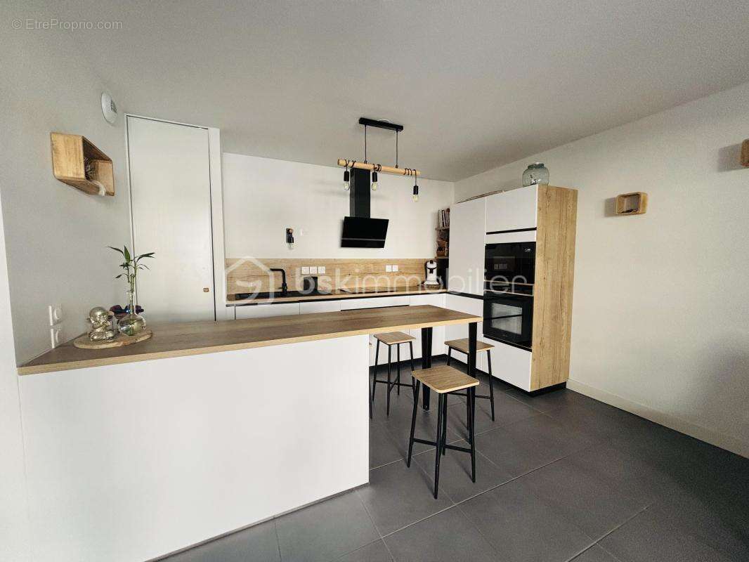 A deux pas de la Gare!!! Découvrez ce magnifique appartement T3 de 67,5m² - photo 5