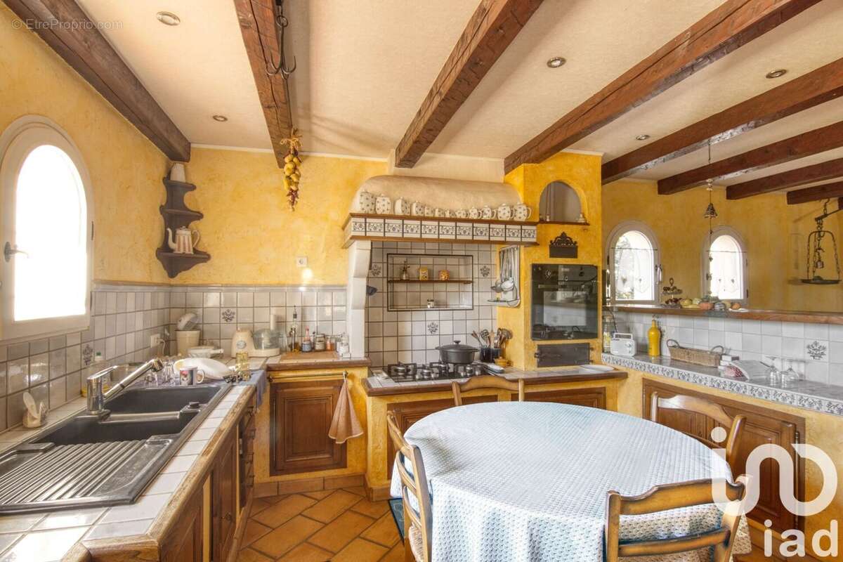 Photo 3 - Maison à SOLLIES-PONT