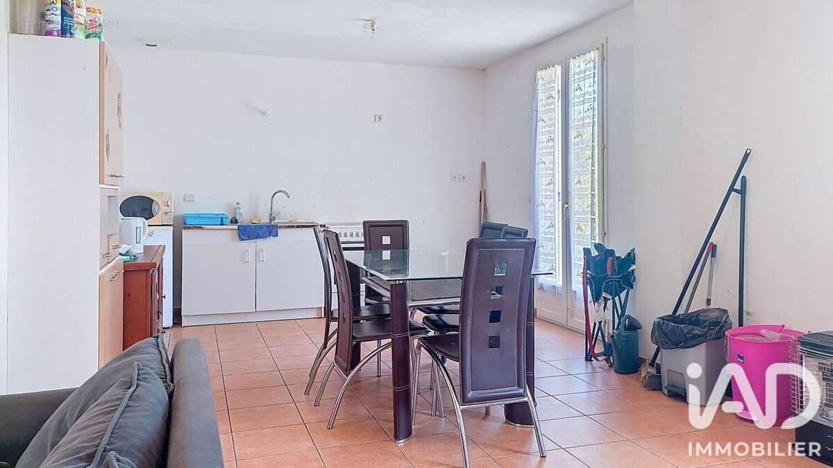 Maison 105 m² à Saint-Lupien  - photo 6