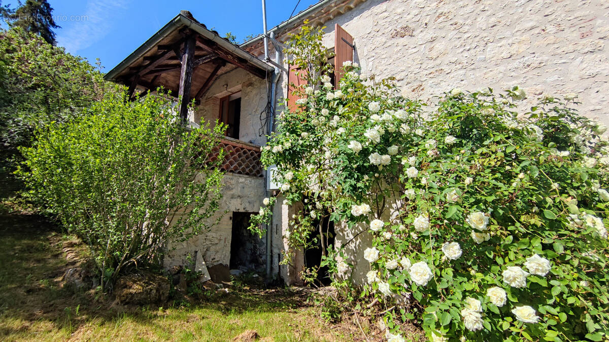 Maison à TREJOULS