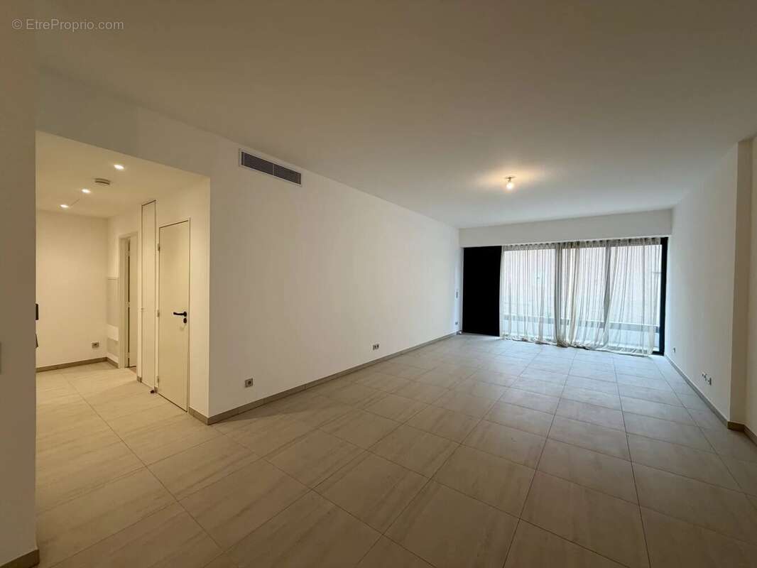 Appartement à BEAUSOLEIL