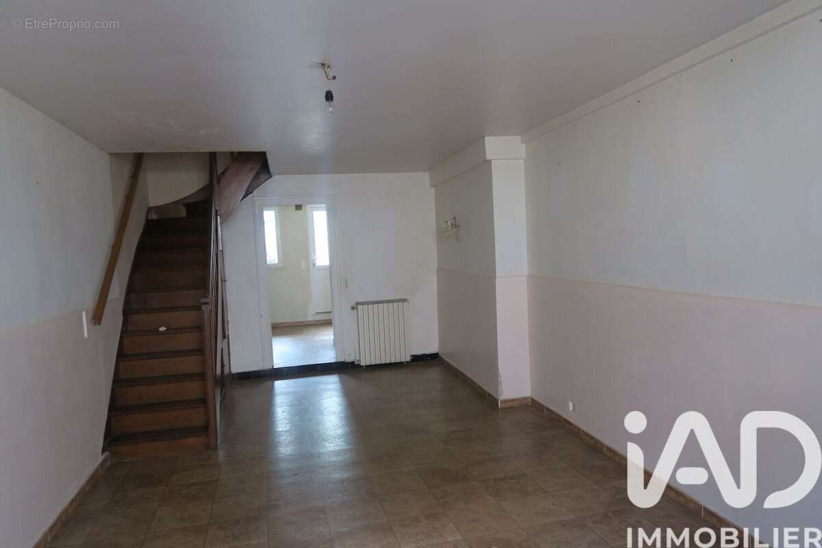Photo 3 - Maison à SAINT-SAVIN