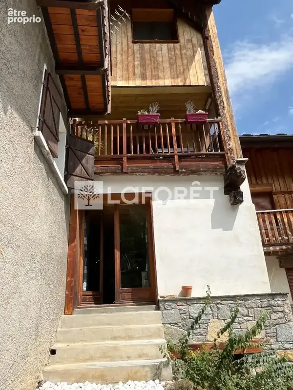 73600 Hautecour Maison T5 de115m², garage, cave, terrasse et jardinet - photo 16
