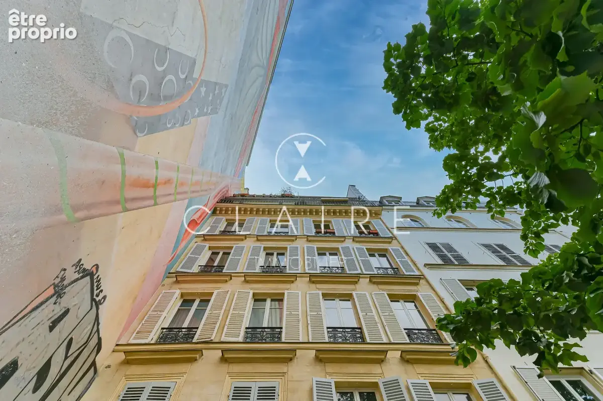 Paris 11e - Face Marais - Studio Atypique en duplex. - photo 8