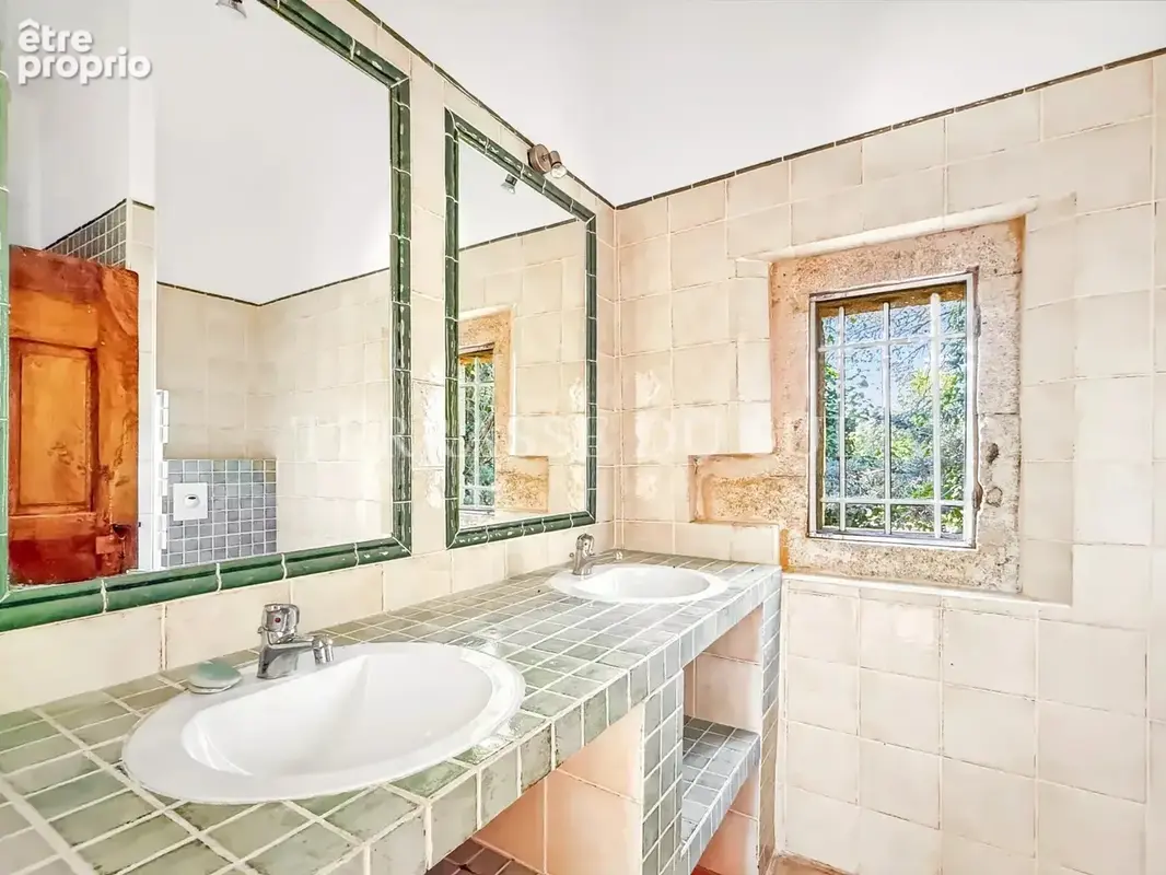 Vente Maison 10 Pièces de 229 m2 sur Parcelle de 2 558 m2 avec Terrasses, Piscine, Garages, au Calme Absolu - Puyricard - Aix en - photo 39
