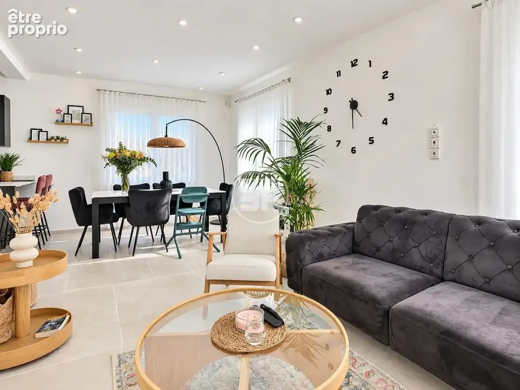 Maison 5 pièces 110 m² à vendre à Saint-Louis (68300) - photo 2
