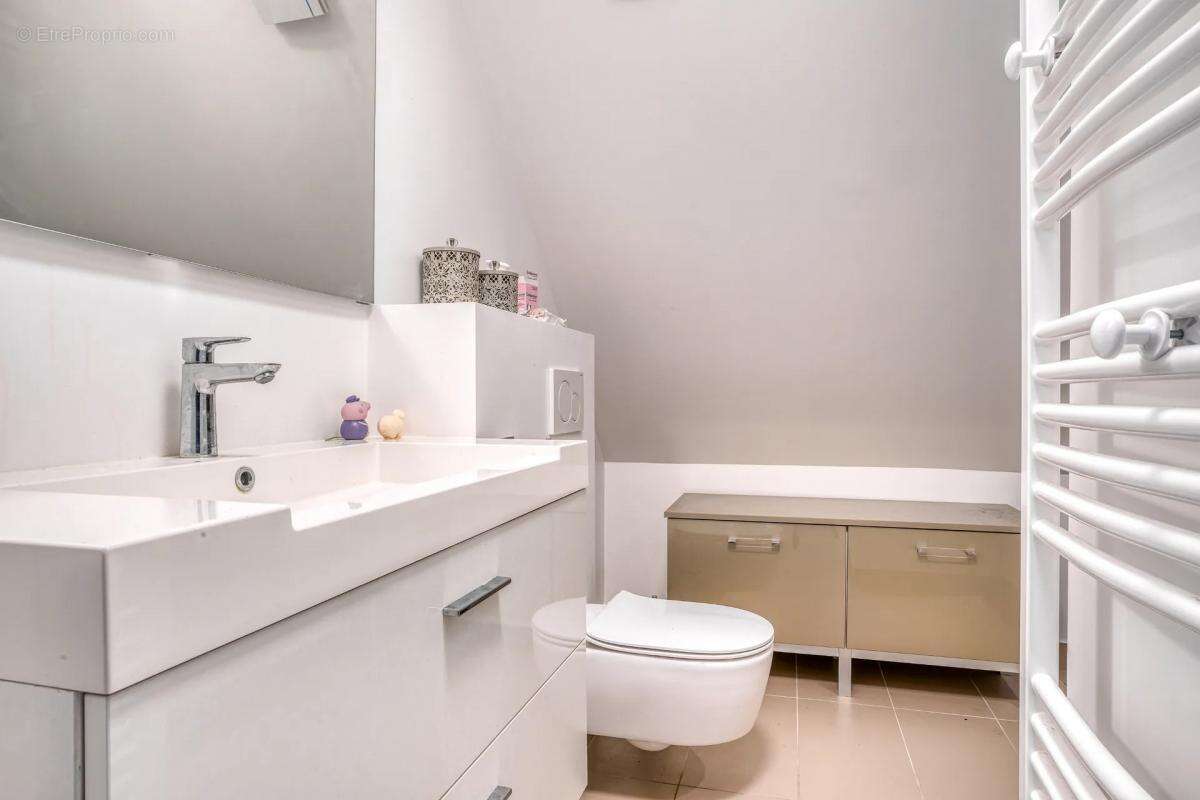 Maison à LIVRY-SUR-SEINE