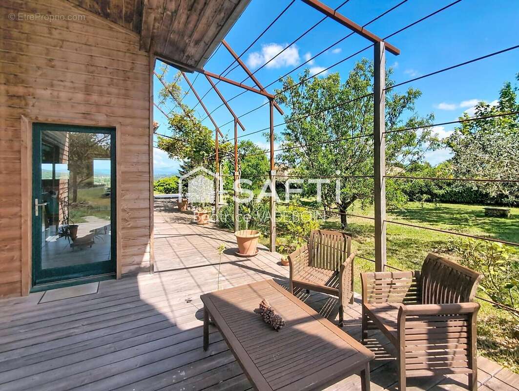 Maison 246 m² à Savasse  - photo 4