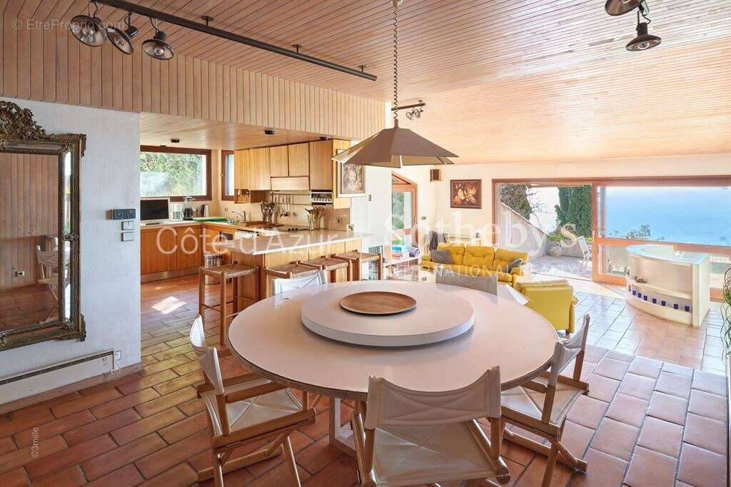 Maison à ROQUEBRUNE-CAP-MARTIN