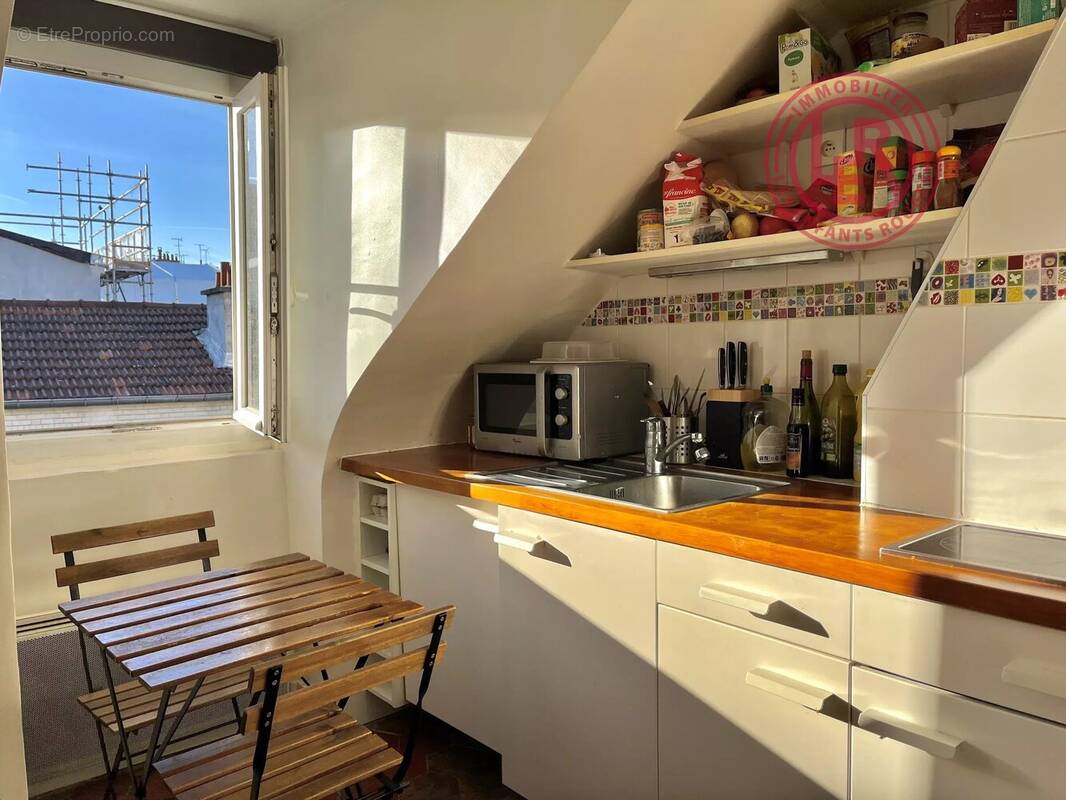 Appartement à PARIS-10E