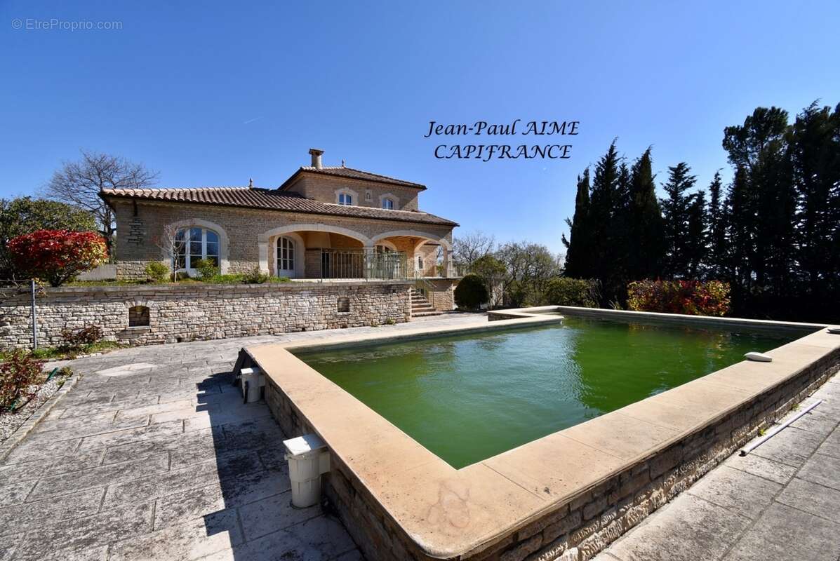 PONT SAINT ESPRIT (30) - Maison en pierre d'une surface de 308m2 à vendre - photo 4